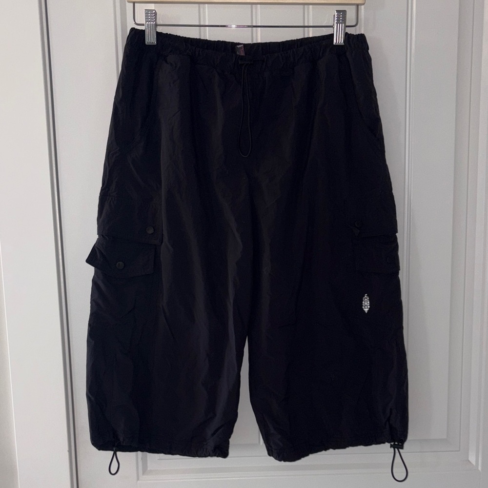 Free People cargo Bermuda shorts with ties size M